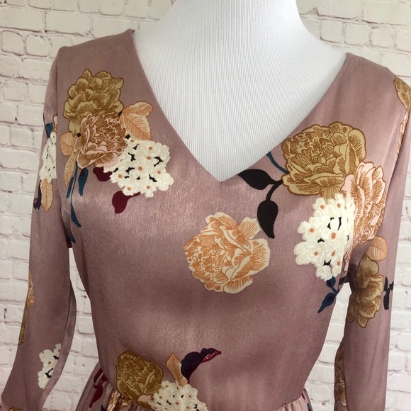 Mauve Floral Dress - Picture 5 of 8